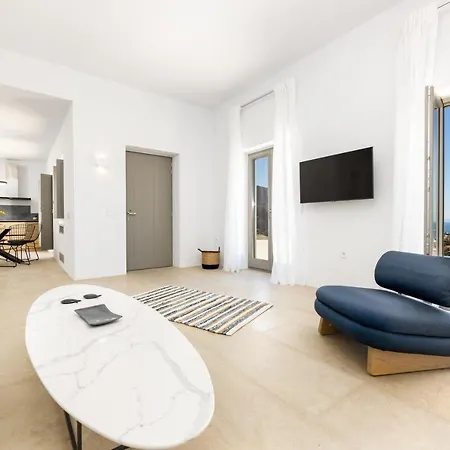 Eneos #2 Pool & Sea View, Villa