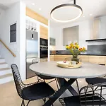 Eneos #2 Pool & Sea View, Вилла *