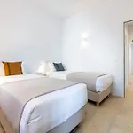 Eneos #2 Pool & Sea View, Вилла