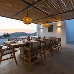 Eneos #2 Pool & Sea View, Вилла Парос